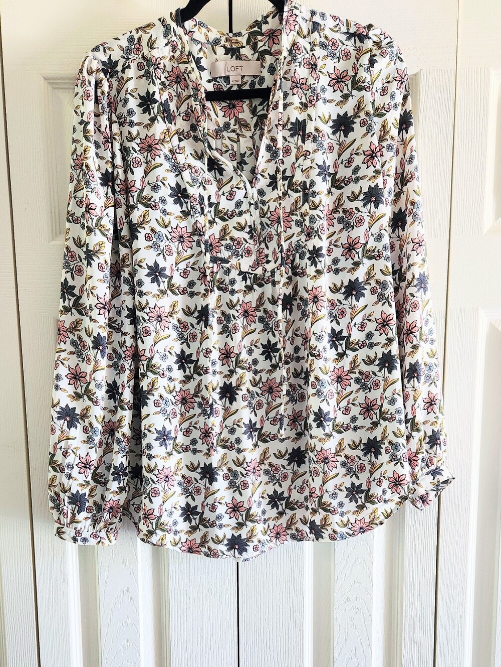 LOFT Women's Floral Longsleeve Pullover Blouse